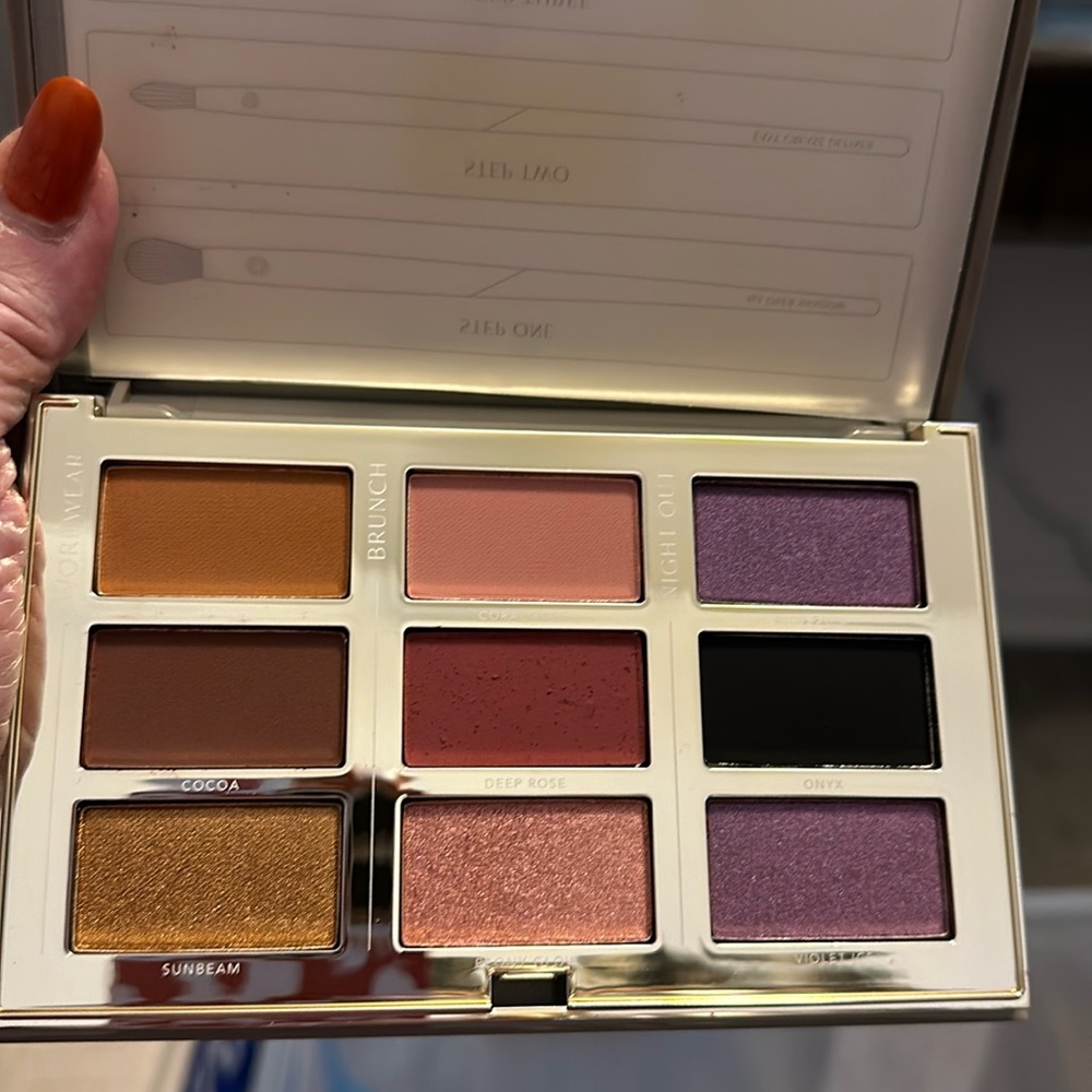 Complex Culture Full Time Eyeshadow Pallet - NEW - Picture 1 of 9